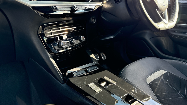 Vauxhall Mokka 100kW Ultimate 50kWh 5dr Auto Electric Hatchback